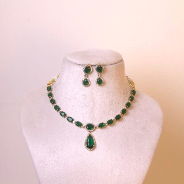 NECKLACE RE-N1005