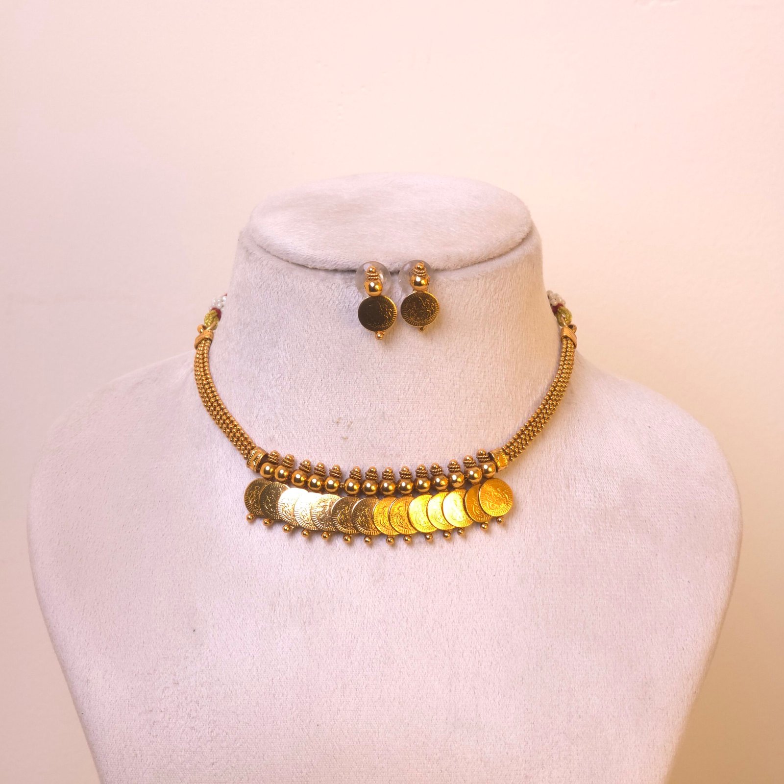 Necklace R-N1055 - Image 1