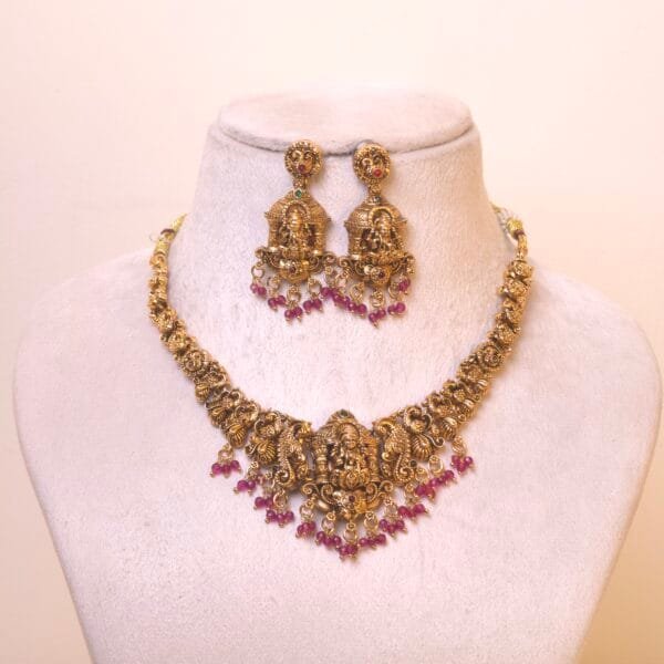 Necklace R-N1051